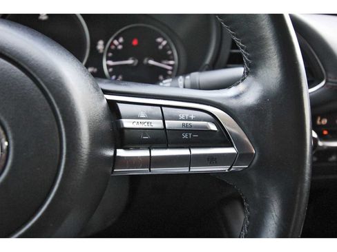 Used 2023 MAZDA MAZDA3 s FWD image 16