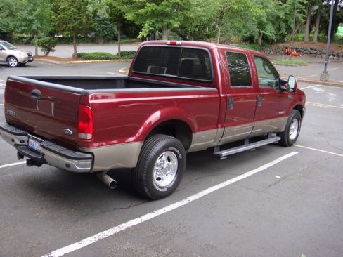 Used 2004 Ford F250 Lariat image 6