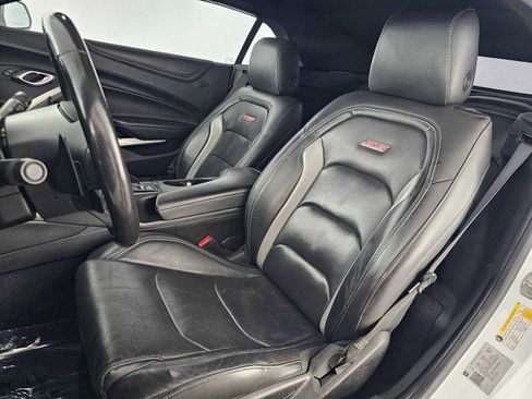 Used 2019 Chevrolet Camaro SS RWD image 18