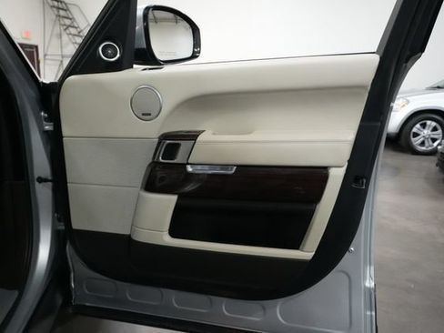 Used 2013 Land Rover Range Rover Supercharged AWD/4WD image 21