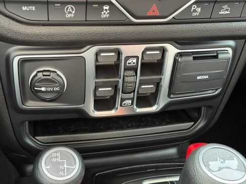 New 2026 Jeep Wrangler Unlimited Sport AWD/4WD image 23