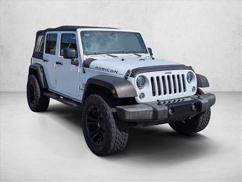 Used 2014 Jeep Wrangler Unlimited Rubicon w/ Max Tow Package image 3