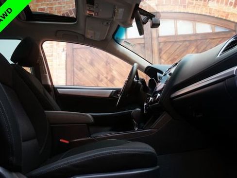 Used 2019 Subaru Outback 2.5i Premium image 49