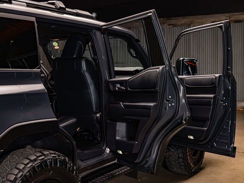 Used 2026 Toyota Land Cruiser image 31