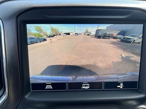 Used 2022 GMC Sierra 1500 AT4 w/ AT4 Premium Package image 24