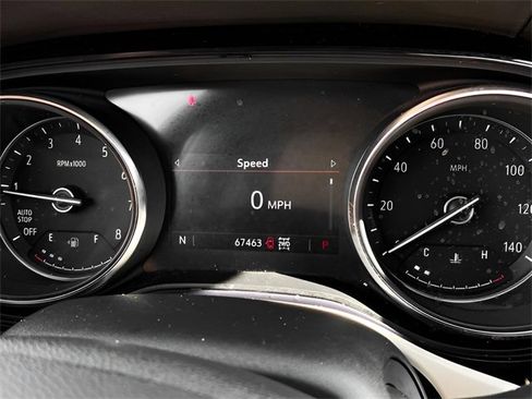 Used 2021 Buick Encore GX Select image 18