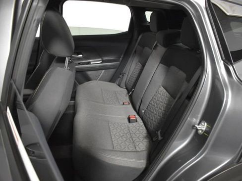 Used 2025 Nissan Kicks SV AWD/4WD image 25