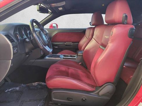 Used 2014 Dodge Challenger SRT8 w/ Harman/Kardon Audio Group RWD image 15