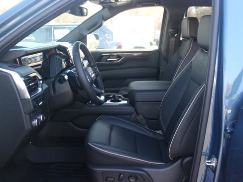 New 2026 GMC Yukon Elevation w/ LPO, Floor Liner Package image 14