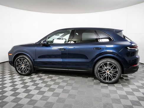 New 2026 Porsche Cayenne image 2