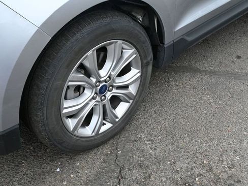 Used 2022 Ford Edge Titanium w/ Equipment Group 301A image 15