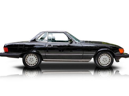 Used 1989 Mercedes-Benz 560 SL image 2
