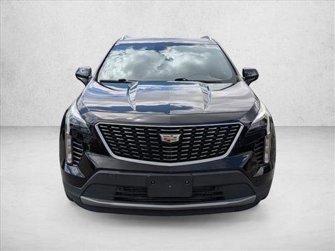 Used 2020 Cadillac XT4 Premium Luxury AWD/4WD image 2