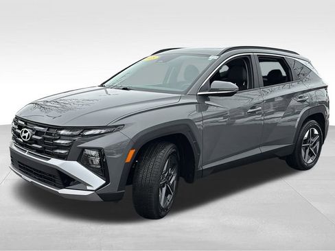 Used 2025 Hyundai Tucson SEL image 3