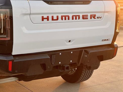 New 2026 GMC Hummer EV 4x4 Crew Cab image 7