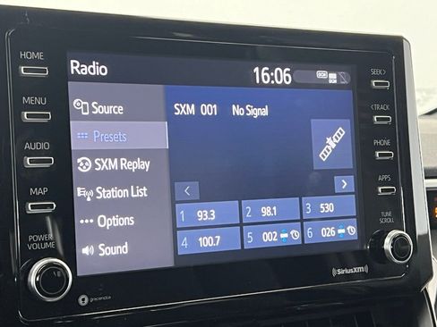 Used 2021 Toyota Corolla SE image 13