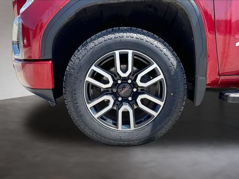 Used 2019 GMC Sierra 1500 AT4 w/ AT4 Premium Package AWD/4WD image 33