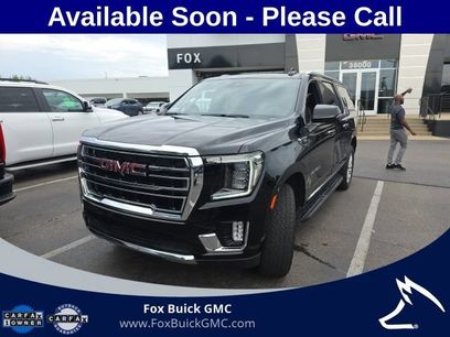 Used 2024 GMC Yukon XL SLT w/ SLT Luxury Package