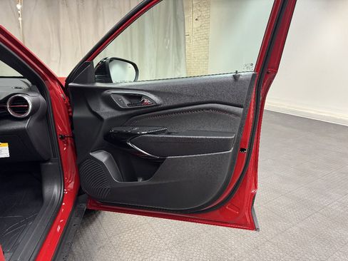 New 2026 Chevrolet Trax RS w/ Sunroof Package image 20