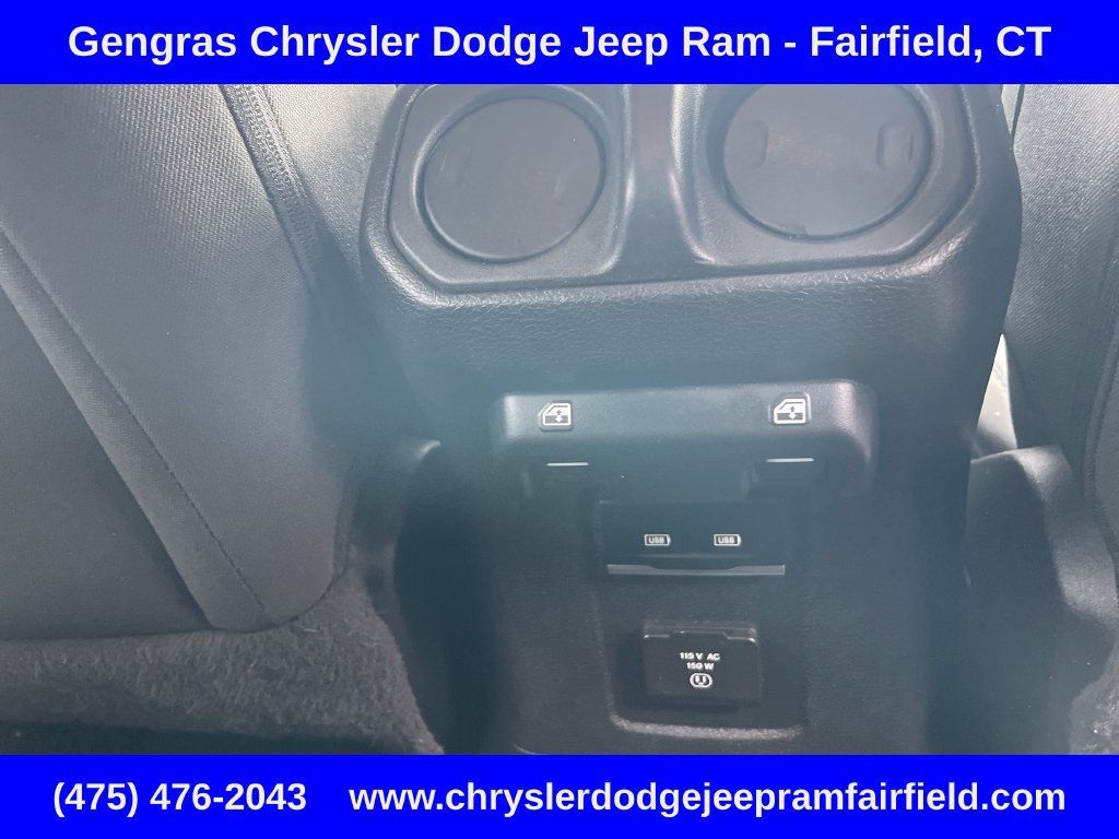 Used 2023 Jeep Wrangler Unlimited w/ Sun & Screen Package AWD/4WD image 29