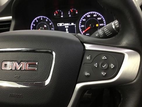Used 2017 GMC Acadia SLE w/ Driver Alert Package I image 32