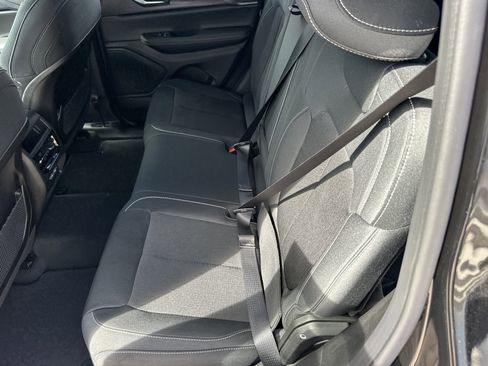 New 2026 Jeep Grand Cherokee Laredo X image 17