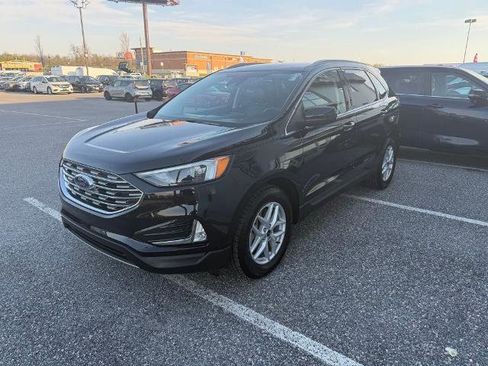 Certified 2022 Ford Edge SEL w/ Convenience Package AWD/4WD image 4