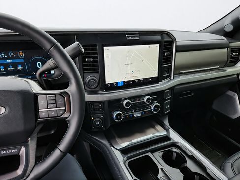 Used 2026 Ford F250 Platinum AWD/4WD image 21