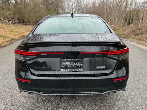 Used 2025 Honda Accord Sport image 6