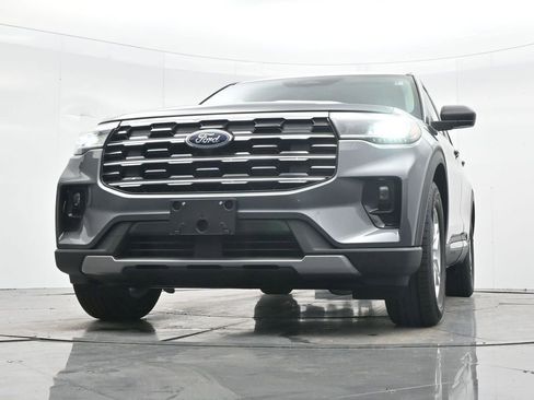 New 2026 Ford Explorer Active w/ Active Comfort Package image 35