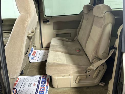 Used 2005 Ford Freestar SES image 21