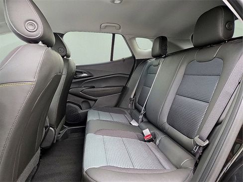 New 2026 Chevrolet Trax LT w/ Driver Confidence Package image 13