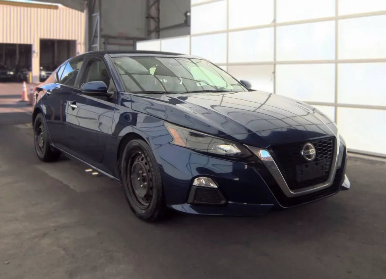 Used 2022 Nissan Altima 2.5 S FWD image 5