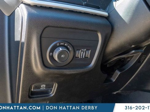 Used 2021 Jeep Grand Cherokee L Limited image 17