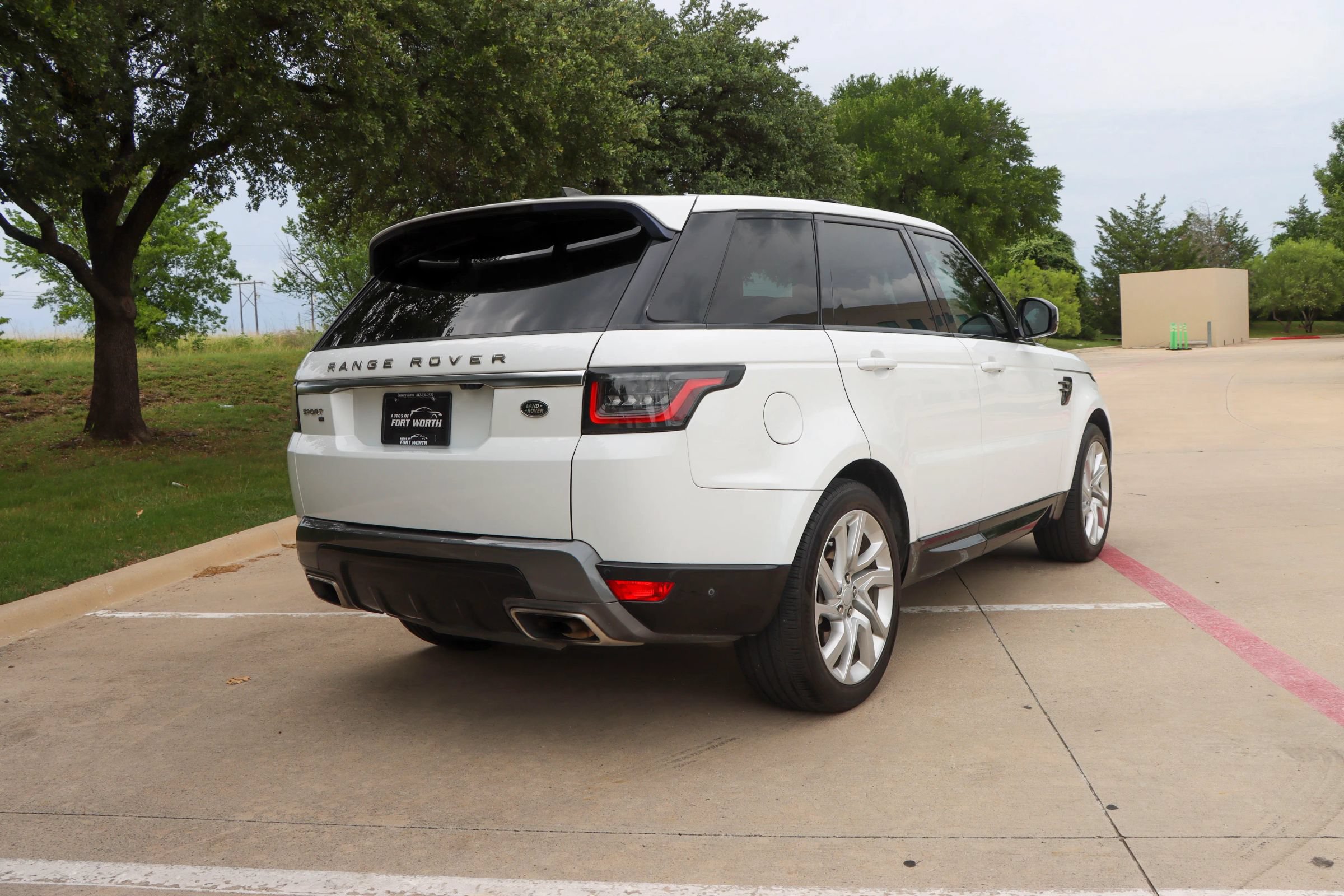 Used 2020 Land Rover Range Rover Sport HSE AWD/4WD image 7