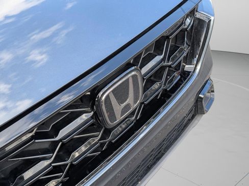 Used 2025 Honda CR-V Sport image 12