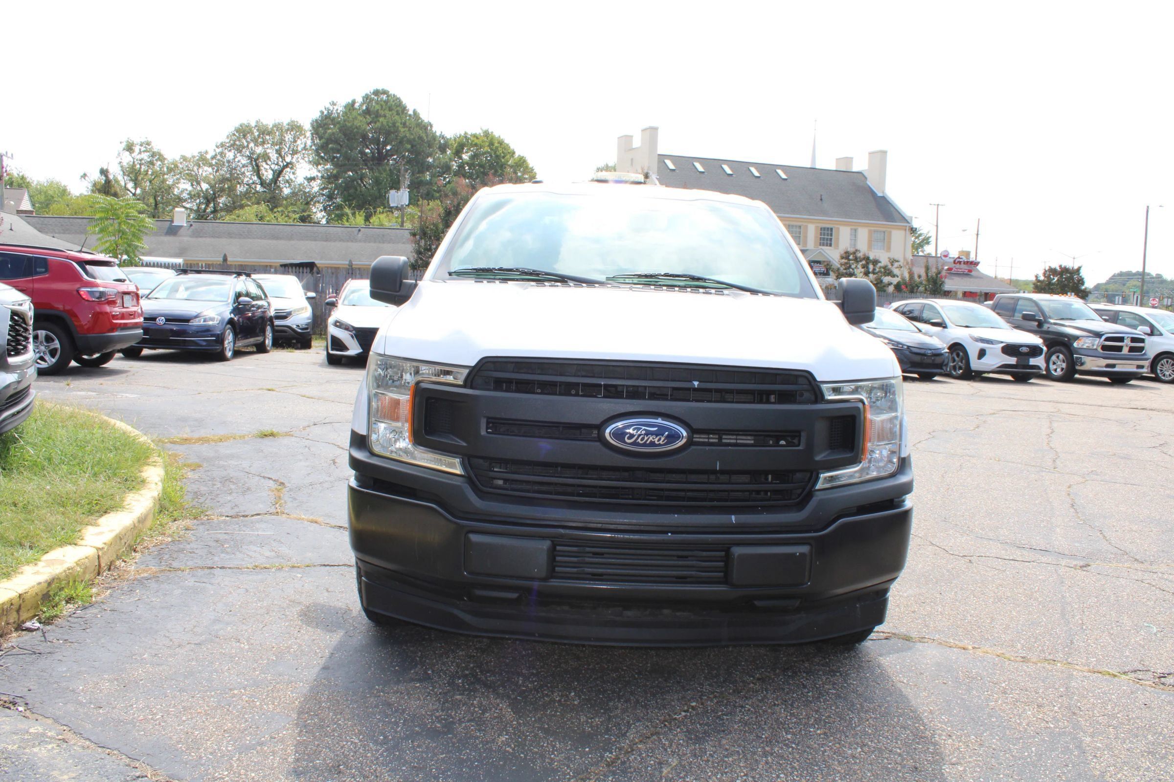 Used 2018 Ford F150 XL w/ Equipment Group 101A Mid RWD image 3