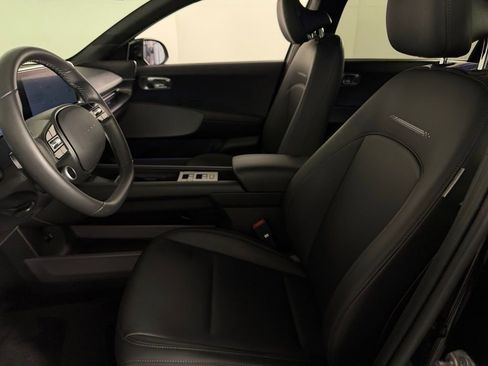 Used 2025 Hyundai Ioniq 6 SEL image 26