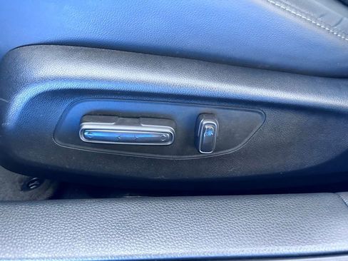 Used 2023 Honda Civic Touring image 19