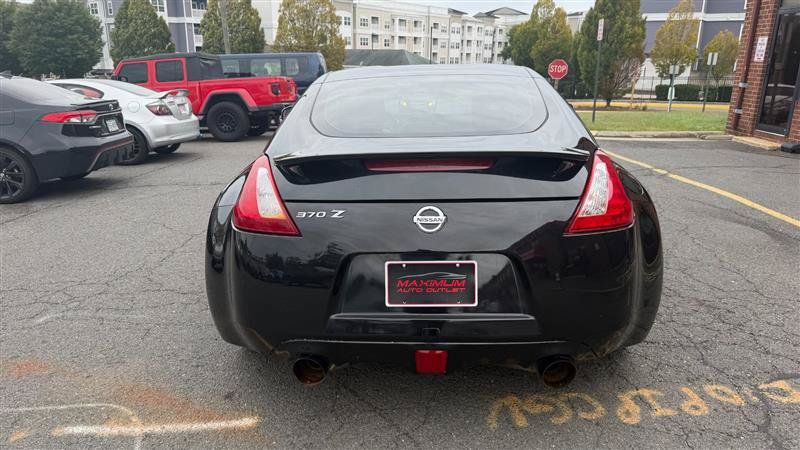Used 2014 Nissan 370Z Coupe w/ Sport Package RWD image 8