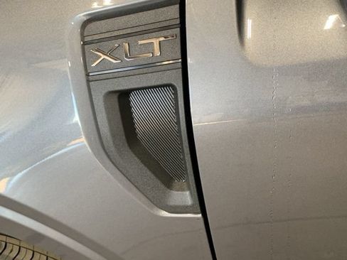 New 2026 Ford Maverick XLT w/ XLT Luxury Package AWD/4WD image 18