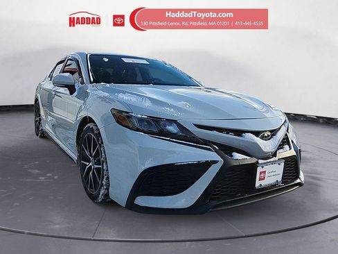 Certified 2024 Toyota Camry SE w/ Cold Weather Package image 7