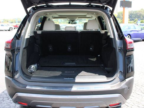 Used 2023 Nissan Rogue SL w/ SL Premium Package FWD image 9