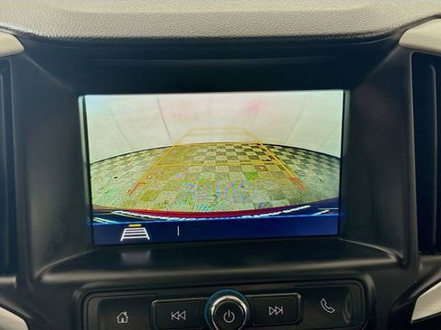 Used 2018 GMC Terrain SLE w/ Driver Convenience Package image 13