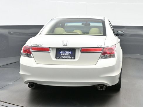 Used 2011 Honda Accord EX-L image 5