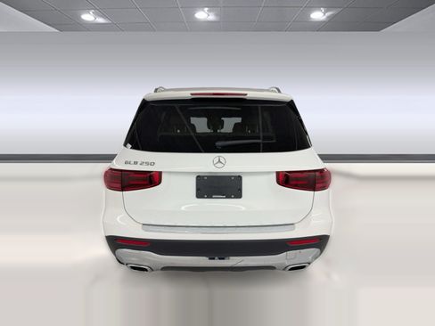 Used 2026 Mercedes-Benz GLB 250 image 10