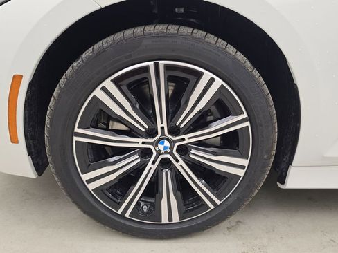 New 2026 BMW 330i xDrive Sedan AWD/4WD image 11