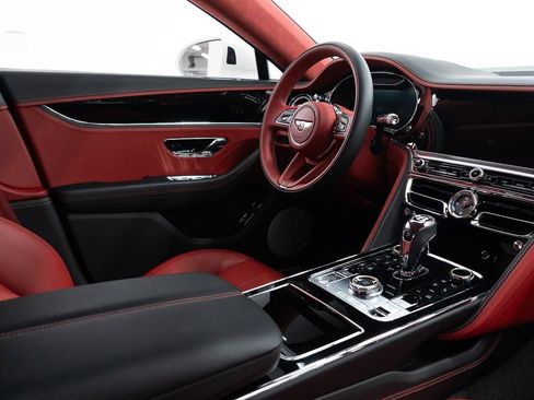 Certified 2024 Bentley Flying Spur W12 AWD/4WD image 30