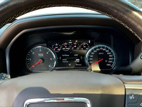 Used 2018 GMC Sierra 1500 Denali AWD/4WD image 16