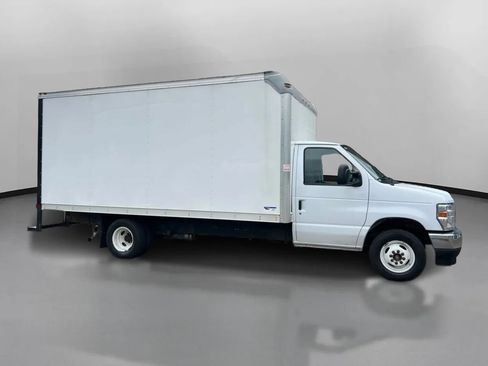 Used 2024 Ford E-350 and Econoline 350 Super Duty w/ Power Windows & Locks Group RWD image 7